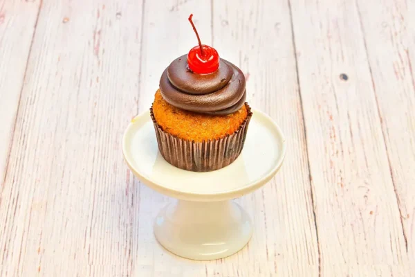 Banana Split Cupcake