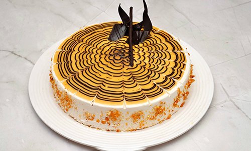 Butterscotch Fresh Cream Cake